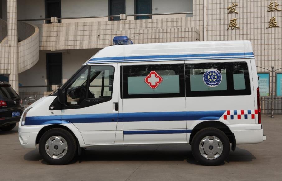 救护车拉客每人收1000元 医院被罚10万